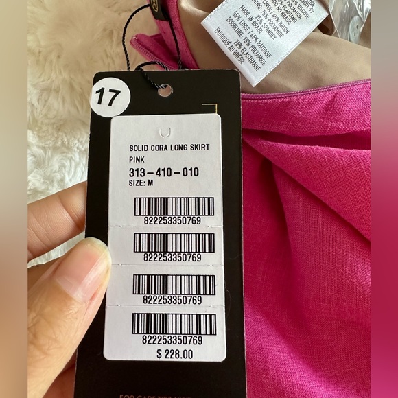 *NWT skirt - Picture 7 of 10